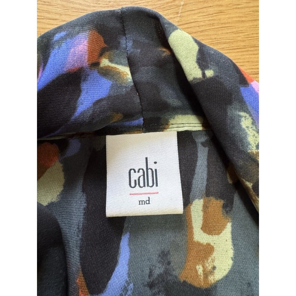 Cabi Sleeveless Tiered Blouse Top Size Medium Colorful Polyester V Neck Modern - Picture 3 of 9